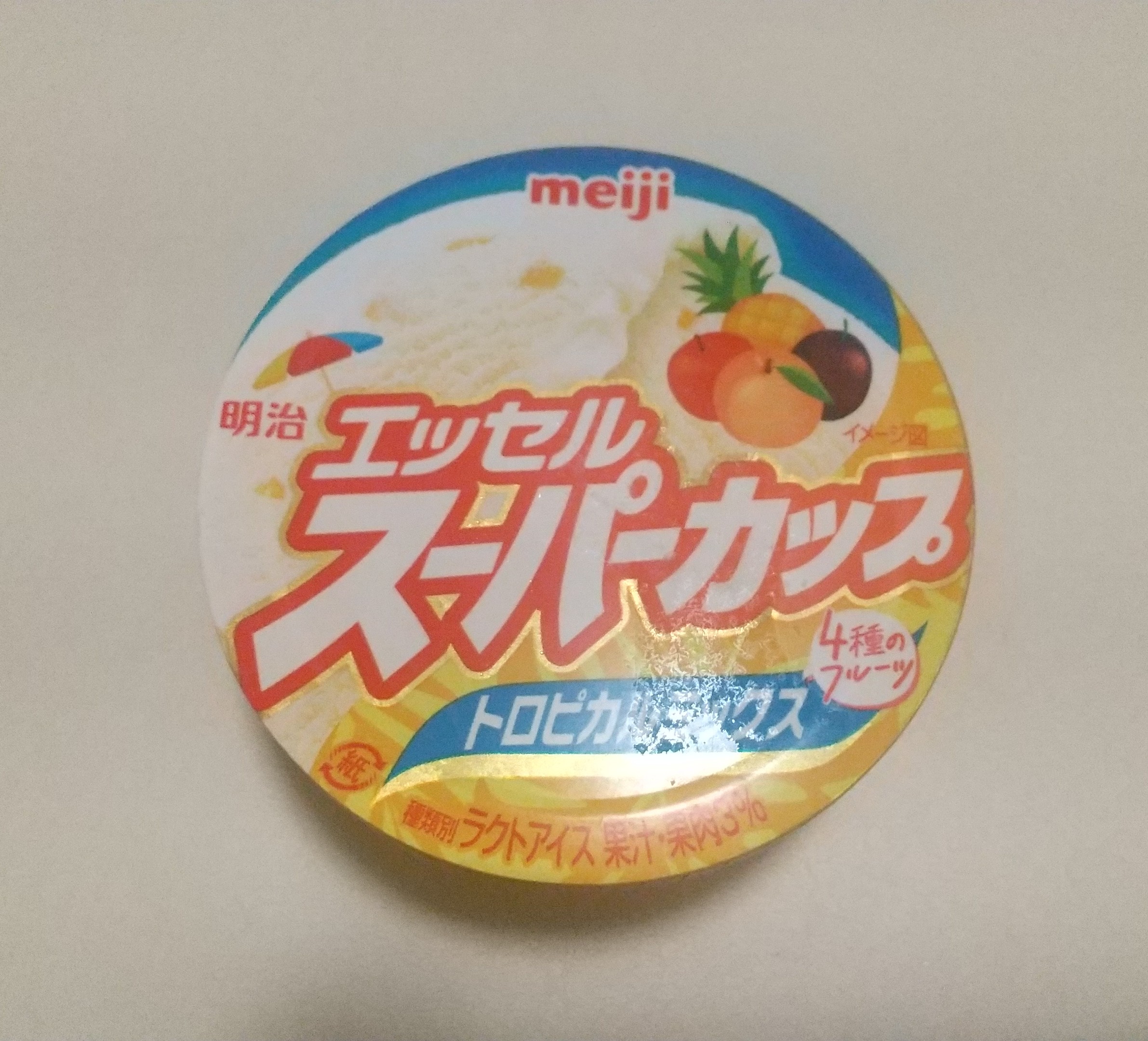 明治エッセルスーパーカップトロピカルミックス